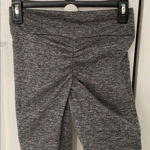 Celestial bodiez booty scrunch Capri leggings